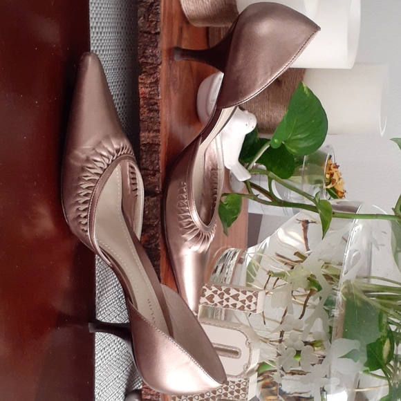 ANN TAYLOR SHOES - Picture 5 of 8